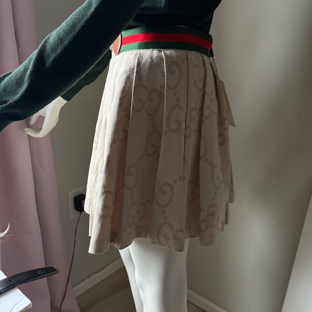 GG inspired pleated mini skirt/skort NEW! 28”waist
 w /red/green belt - Picture 14 of 16